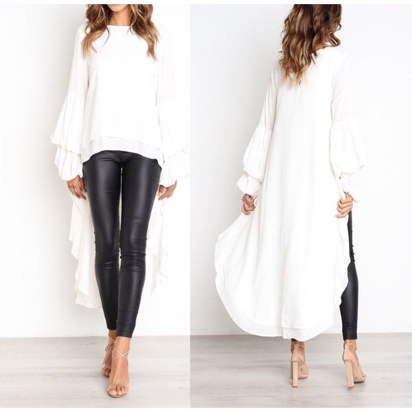 Black or White High-Low Blouse - Picture 2 of 7